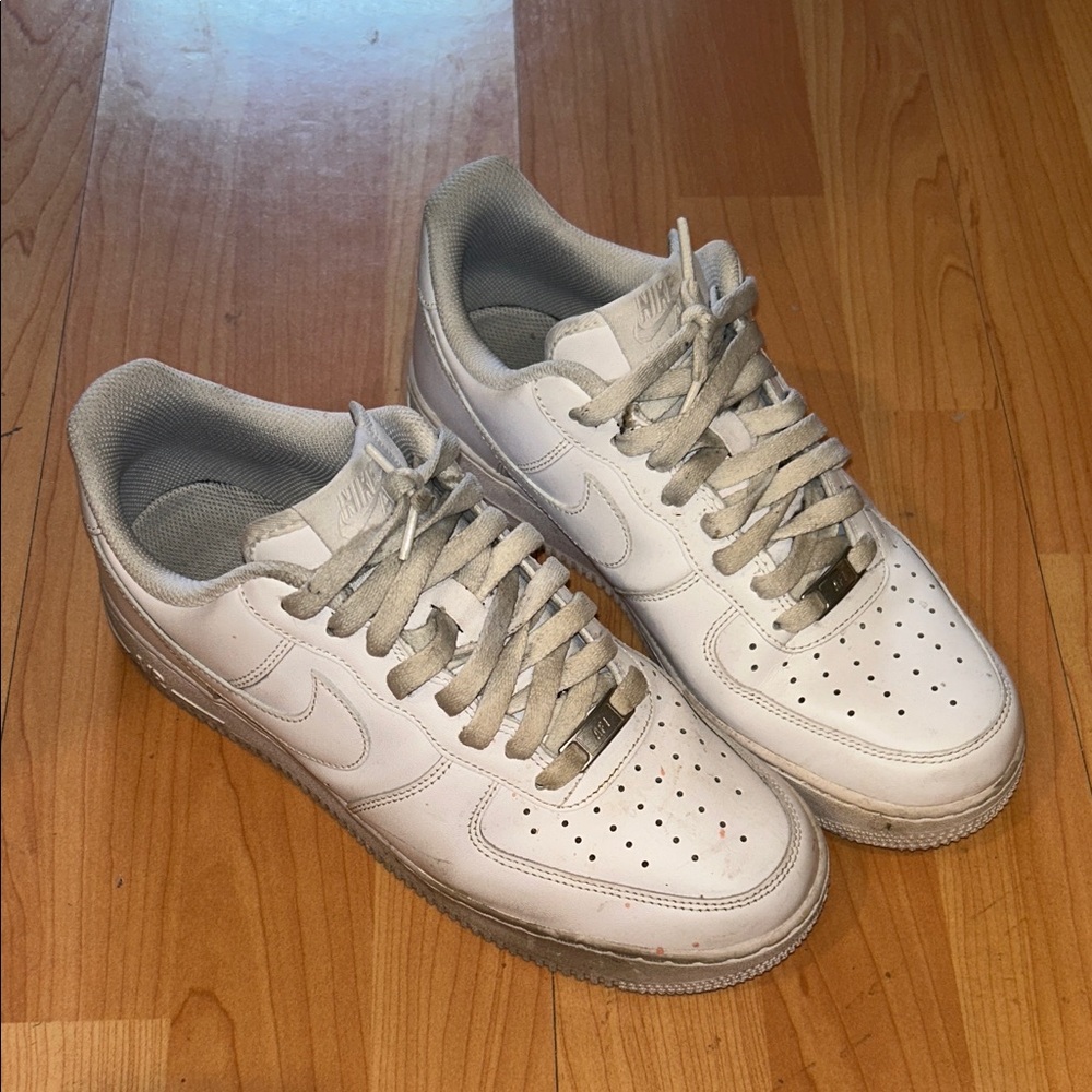 Nike White and Gray Sneakers